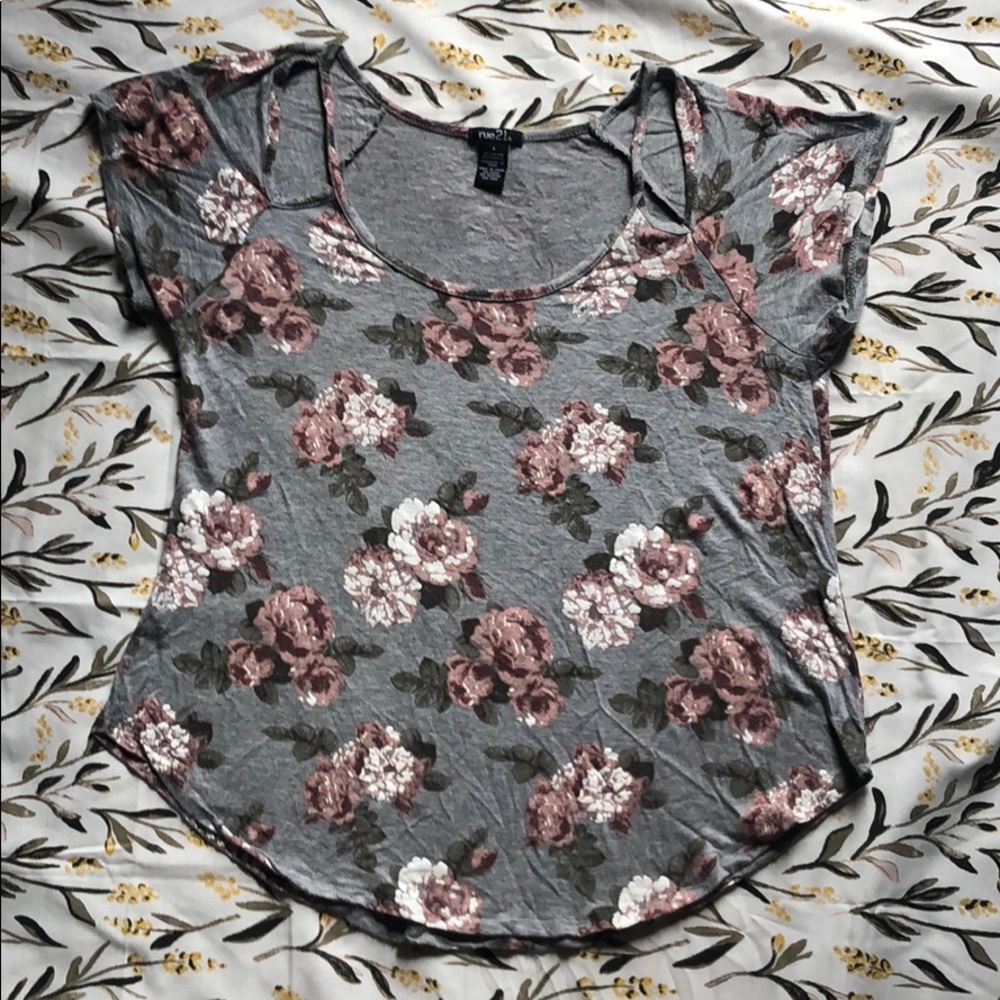 Rue21 Small shoulder-window t-shirt